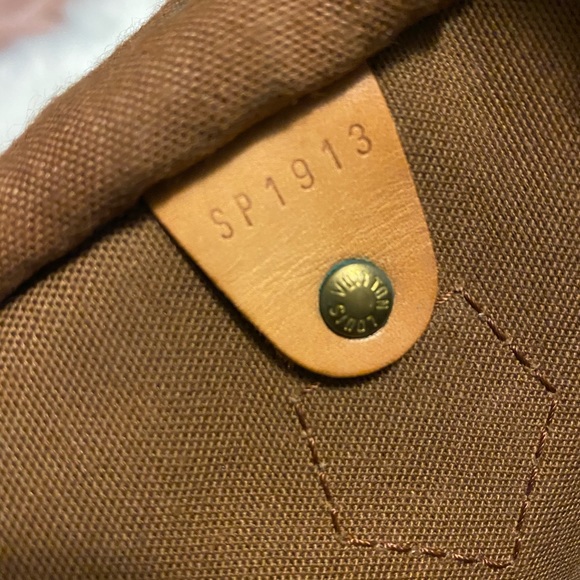 Speedy 40 Louis Vuitton in Monogram - Picture 16 of 16